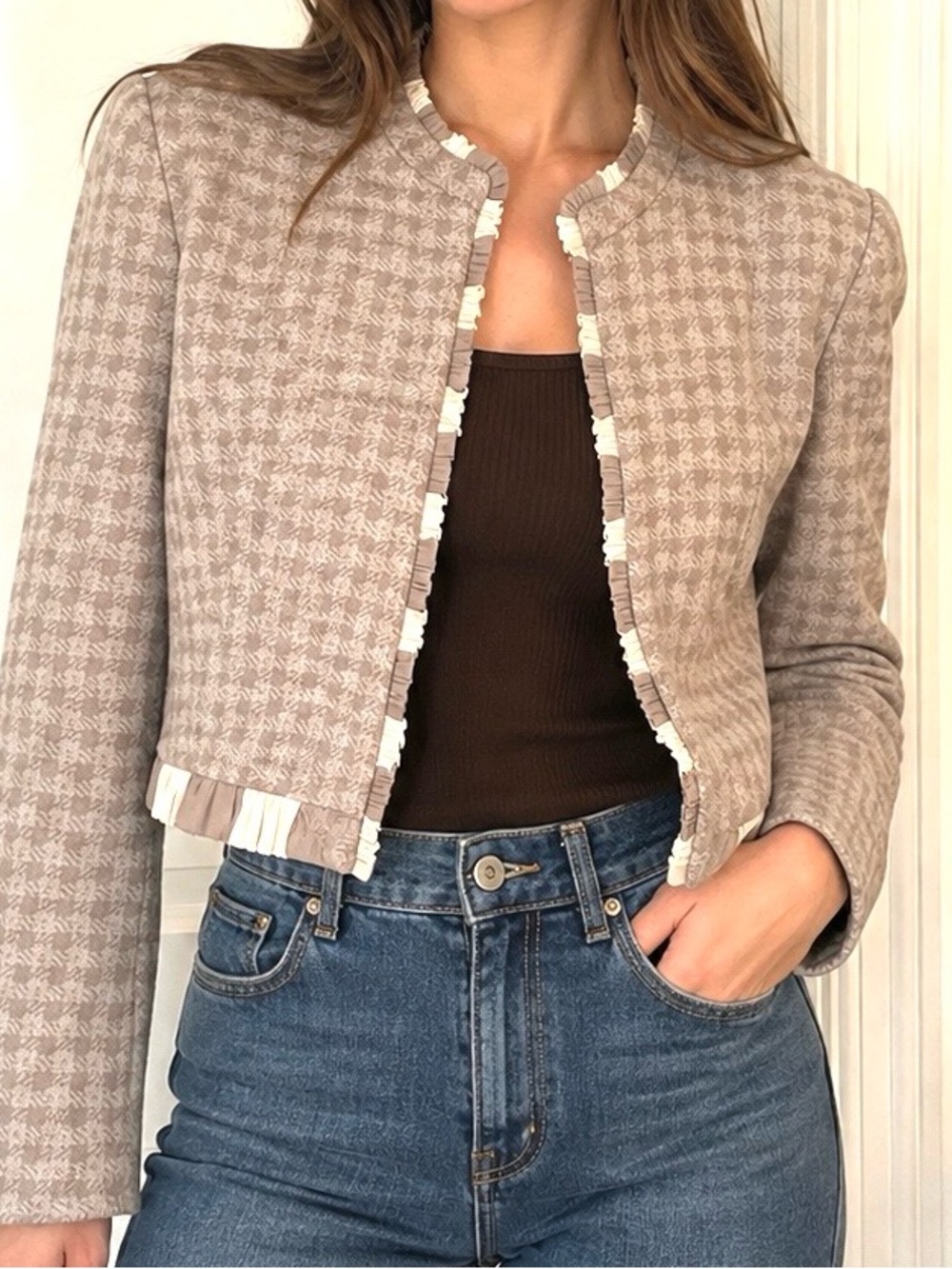 Giorgio Armani Taupe Houndstooth Cropped Blazer 8